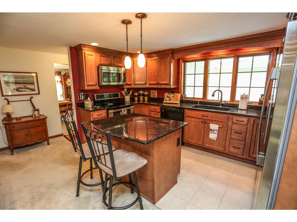 12 Four Winds Road Merrimack, NH 03054 - Photo 5 of 36