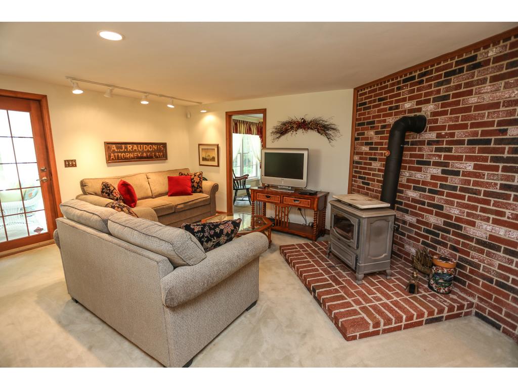 12 Four Winds Road Merrimack, NH 03054 - Photo 8 of 36