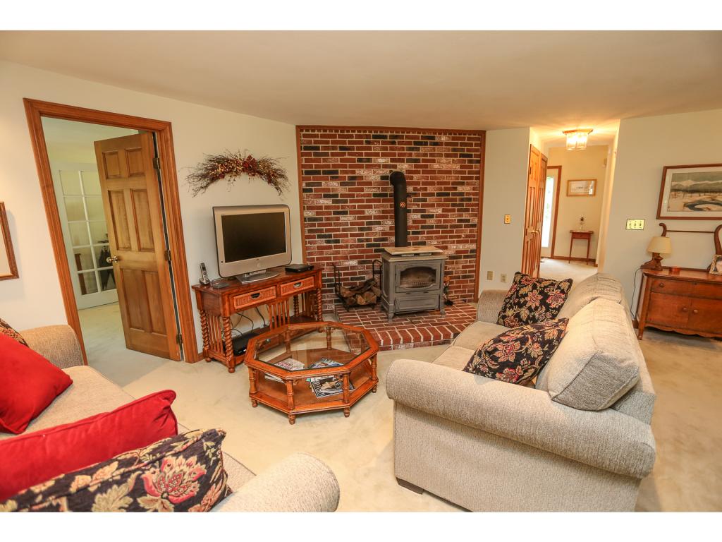 12 Four Winds Road Merrimack, NH 03054 - Photo 10 of 36