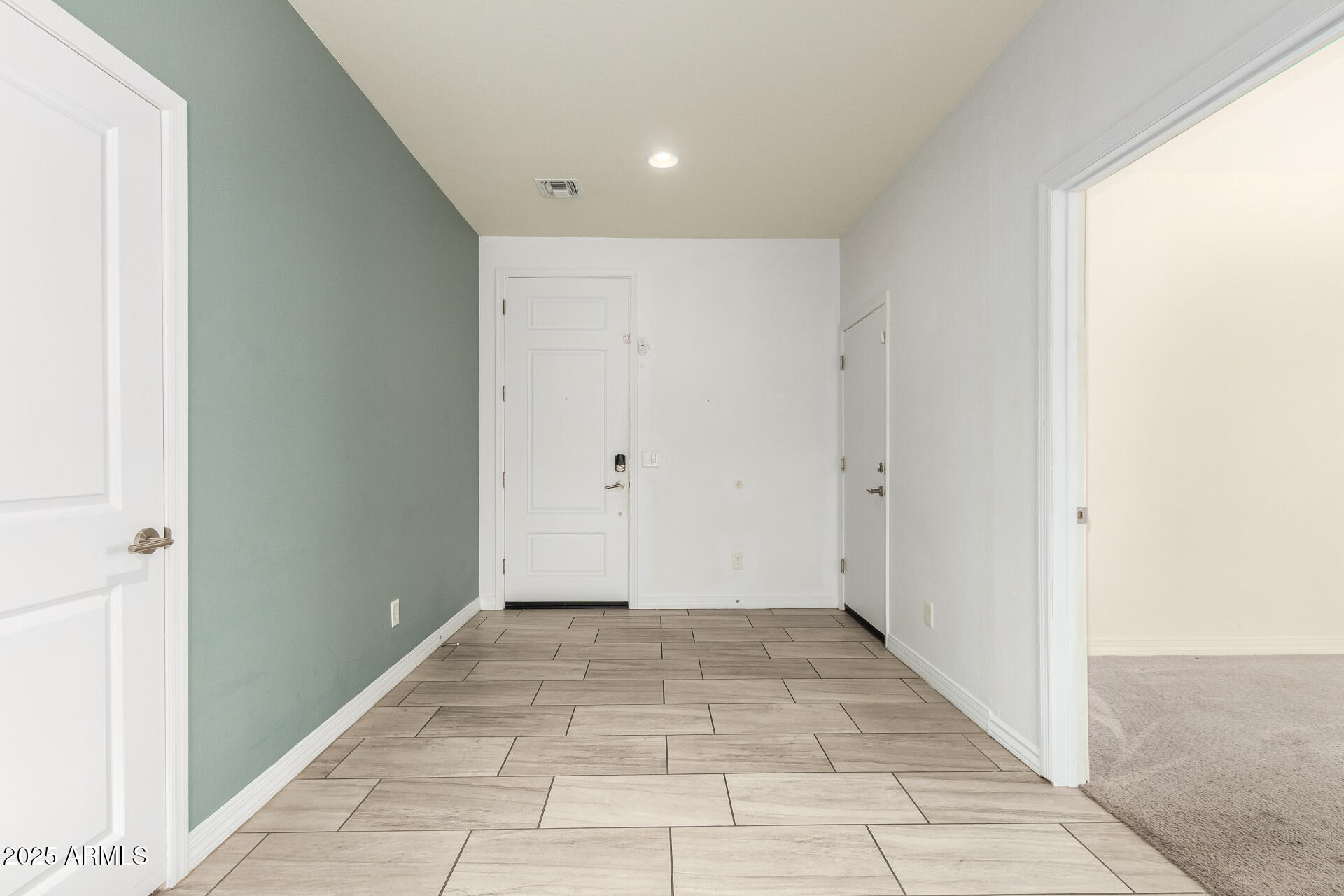 4515 West Pearce Road Laveen, AZ 85339 - Photo 2 of 35 a view of room with window