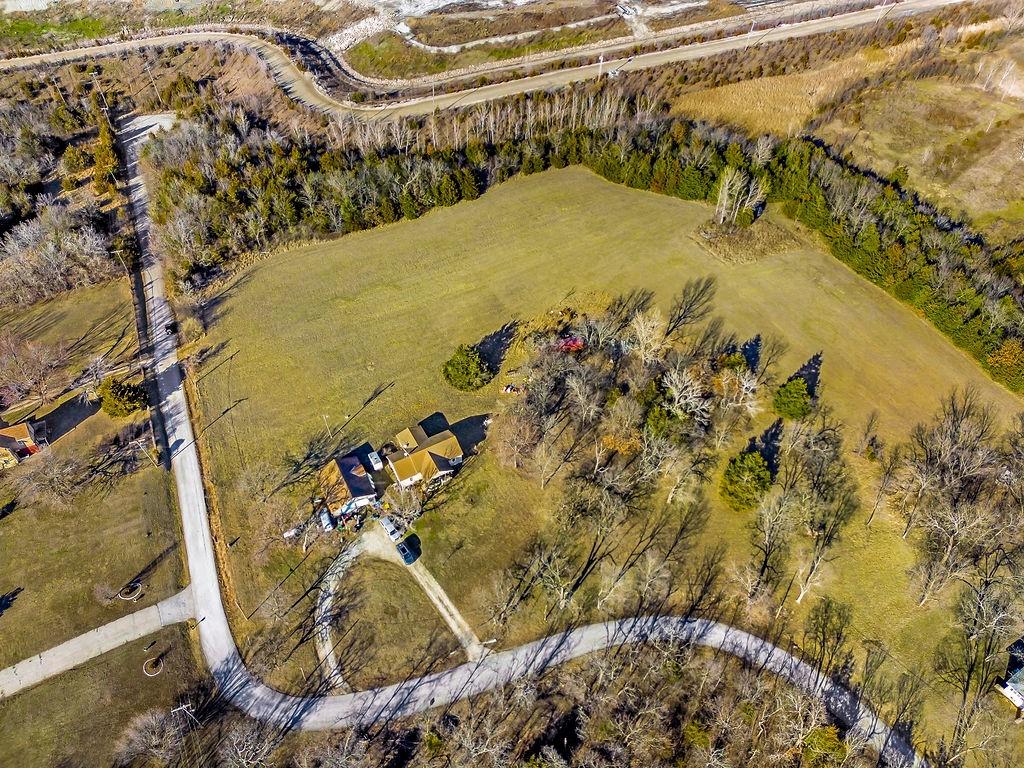 5750 South Locust Street Shawnee, KS 66217 - Photo 5 of 16