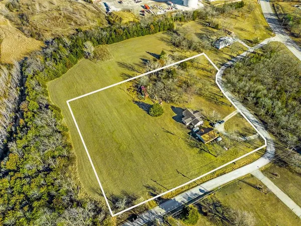 $800,000 | 5750 South Locust Street, Shawnee, KS 66217