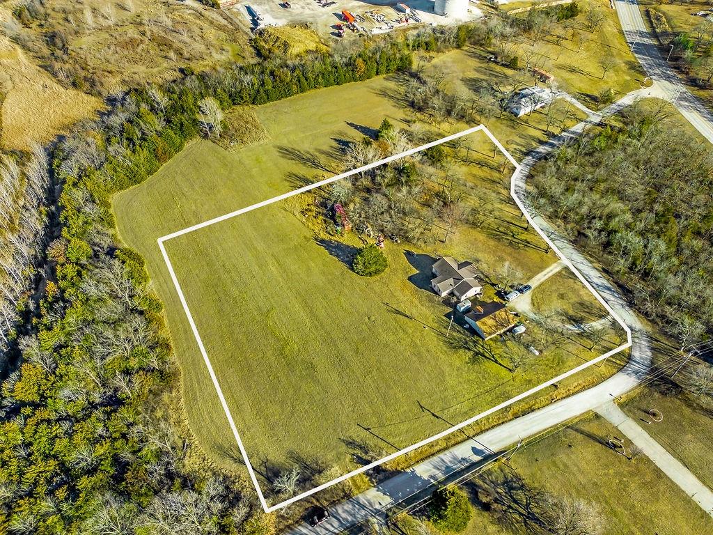 5750 South Locust Street Shawnee, KS 66217 - Photo 8 of 16