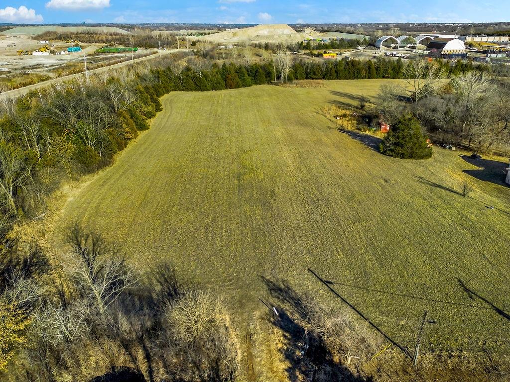 5750 South Locust Street Shawnee, KS 66217 - Photo 10 of 16