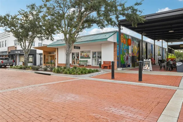 $700,000 | 313 Blue Cypress Drive, Groveland, FL 34736