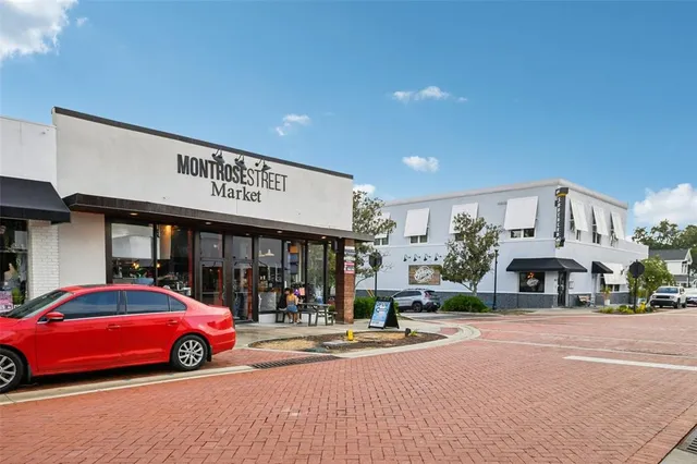 $700,000 | 313 Blue Cypress Drive, Groveland, FL 34736