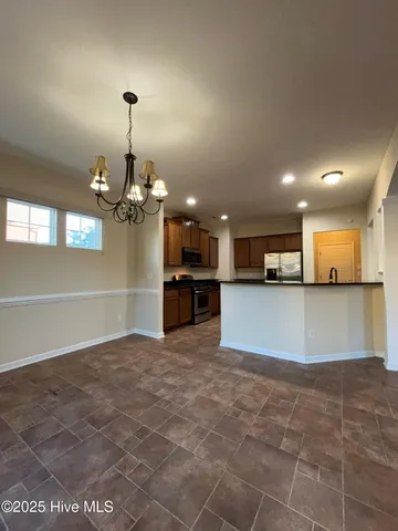 $1,750 | 104 Stone Gate, Jacksonville, NC 28546