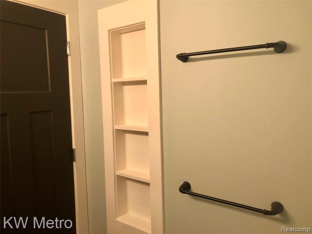 3826 Durham Road Royal Oak, MI 48073 - Photo 19 of 23