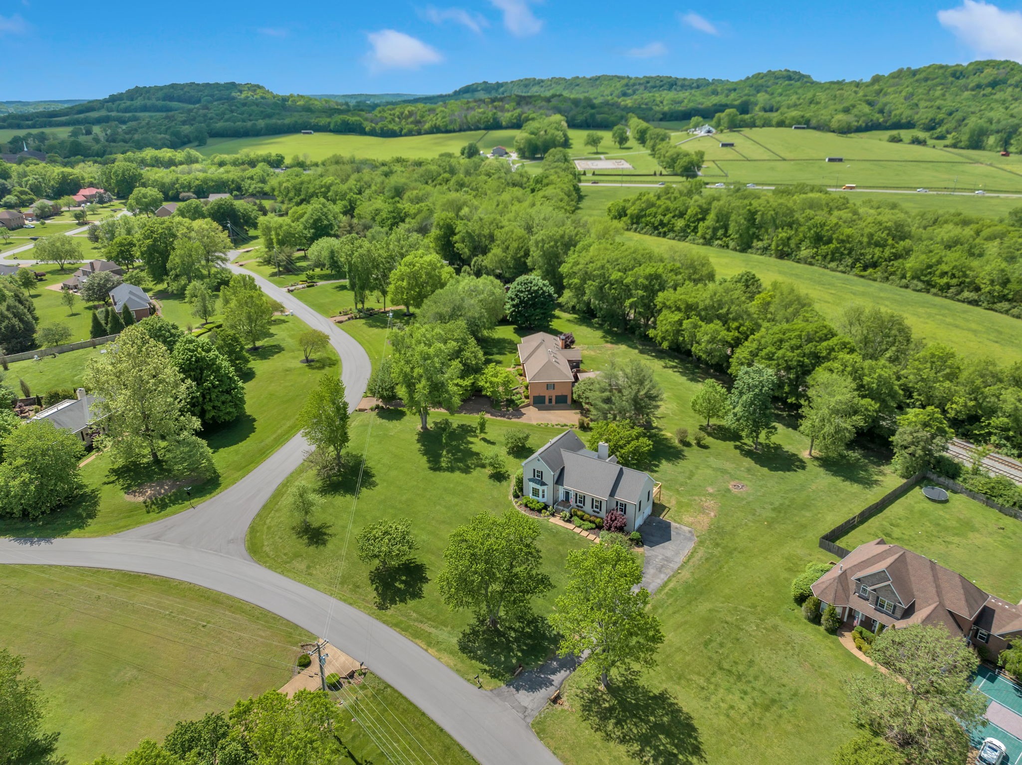 2226 Oakleaf Drive Franklin, TN 37064 - Photo 64 of 70 a view of a garden with an outdoor space