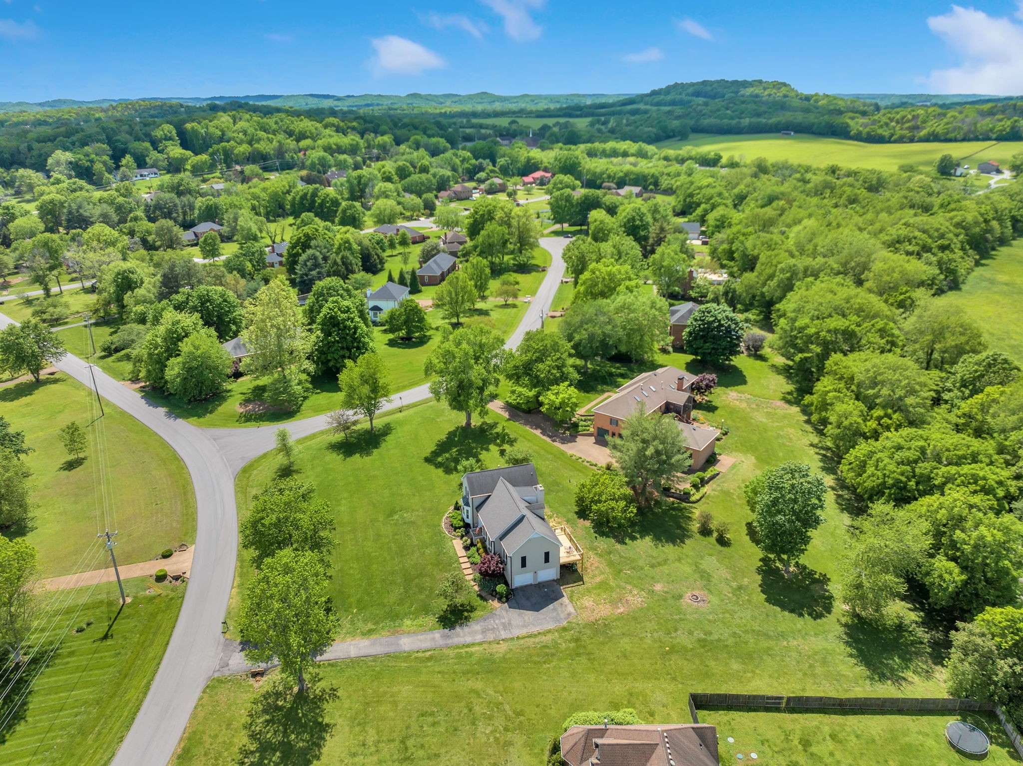 2226 Oakleaf Drive Franklin, TN 37064 - Photo 65 of 70 a view of a garden with an outdoor area