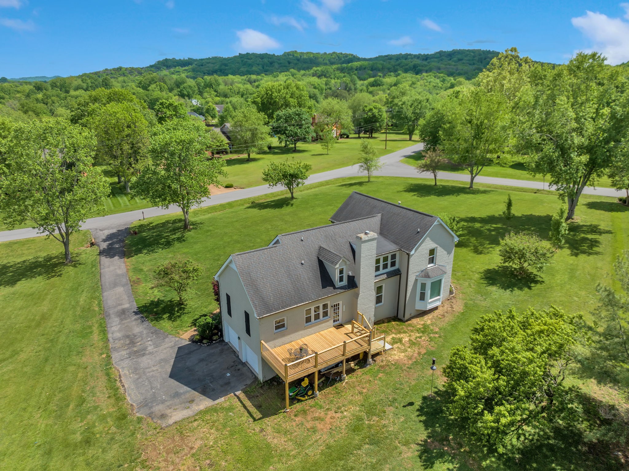 2226 Oakleaf Drive Franklin, TN 37064 - Photo 69 of 70 an aerial view of a house with big yard