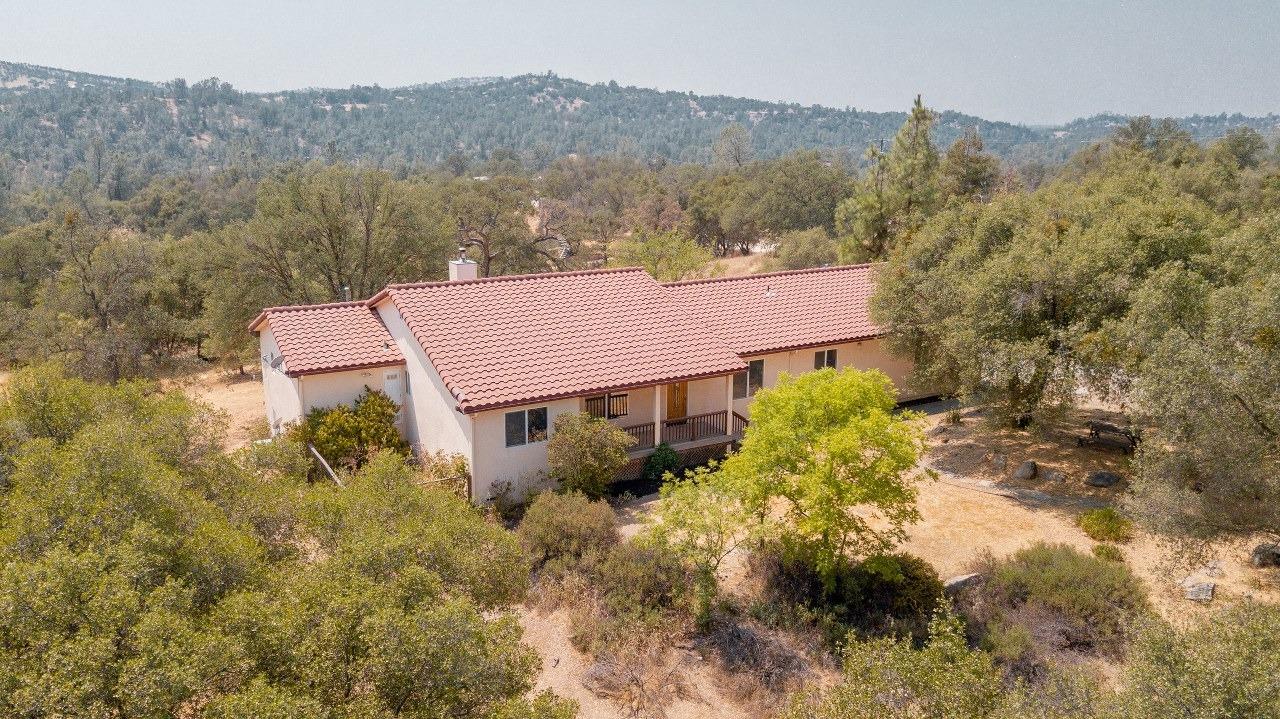 28486 Margaret Road Coarsegold, CA 93614 - Photo 2 of 61 Gallery Image 2