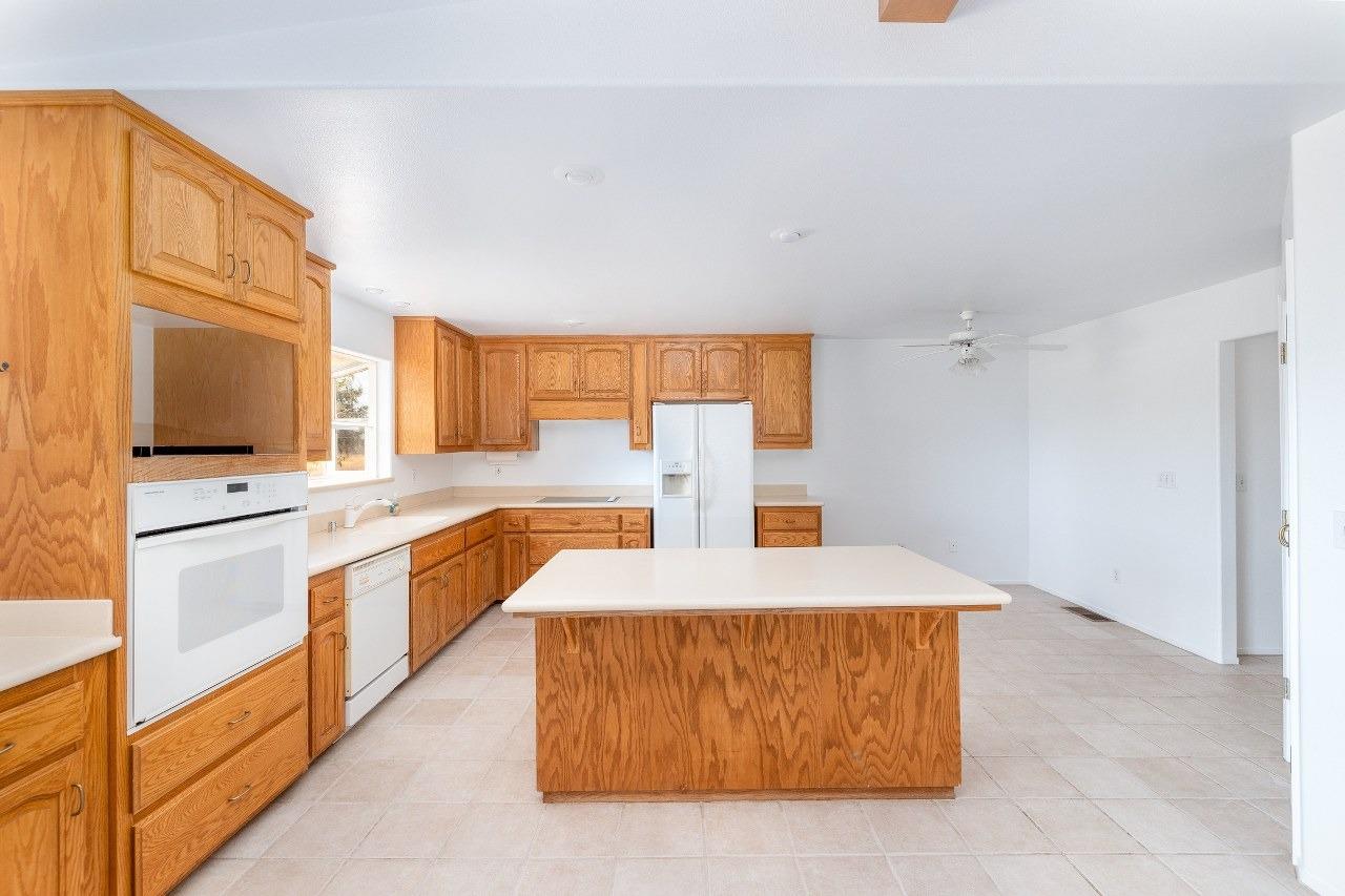 28486 Margaret Road Coarsegold, CA 93614 - Photo 17 of 61 Gallery Image 17