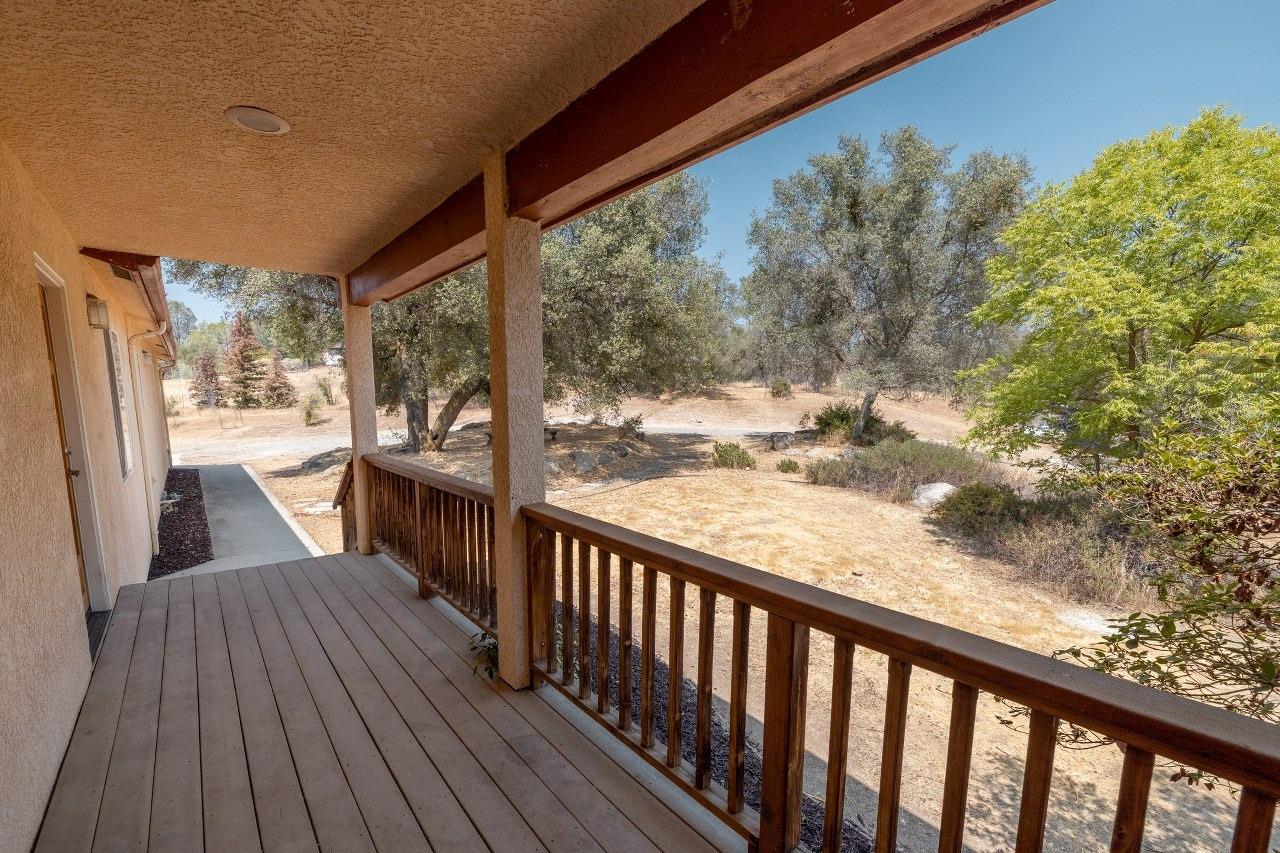 28486 Margaret Road Coarsegold, CA 93614 - Photo 5 of 61 Gallery Image 5