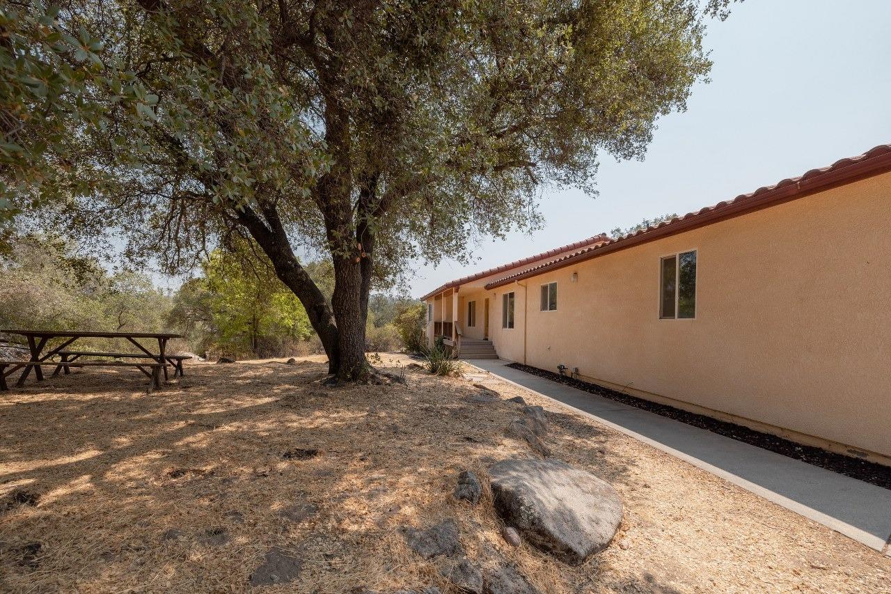 28486 Margaret Road Coarsegold, CA 93614 - Photo 7 of 61 Gallery Image 7