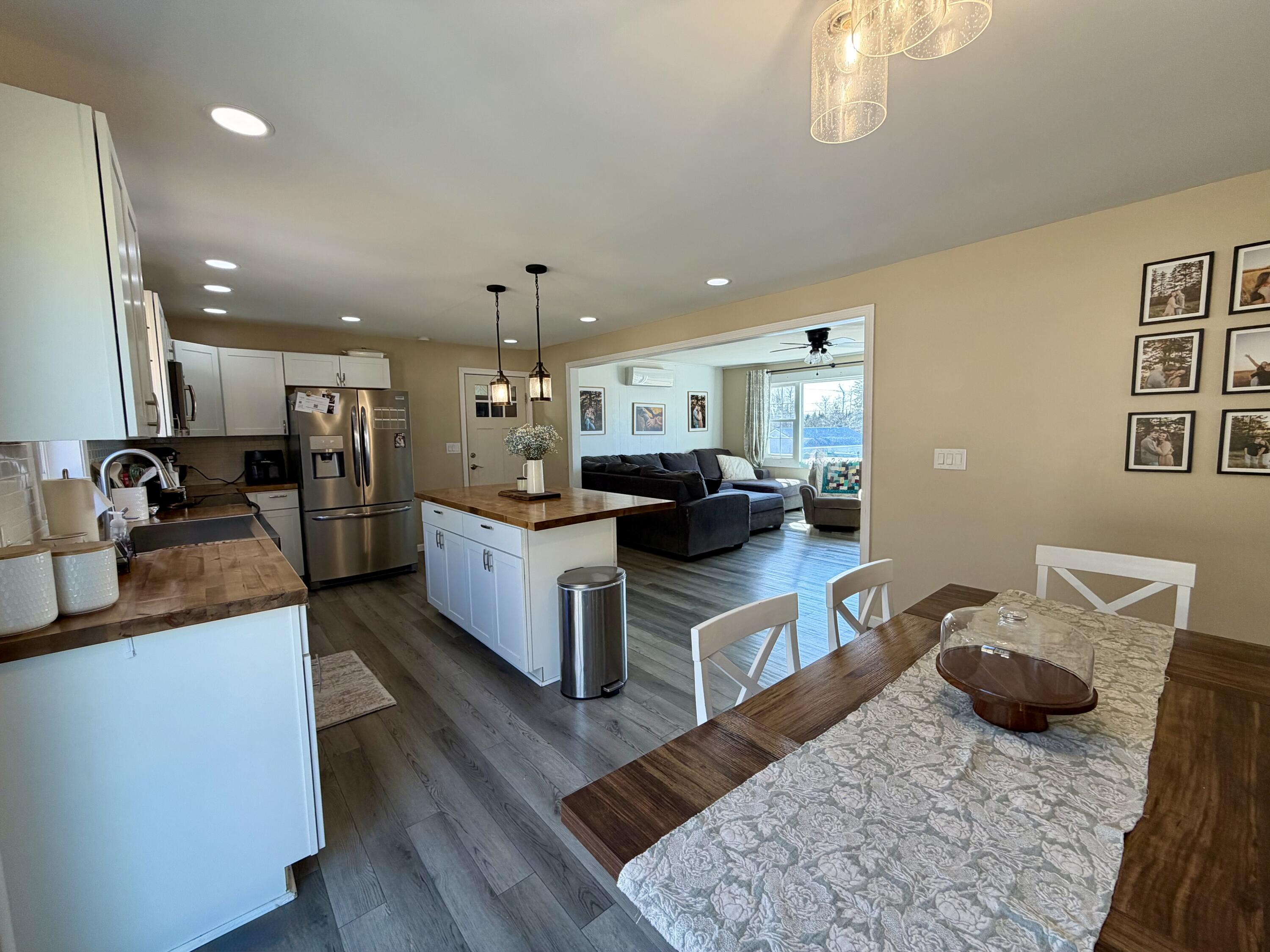 1053 Washburn Road Washburn, ME 04786 - Photo 9 of 27 IMG_0085