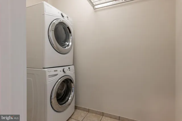 a view of a building with sitting area