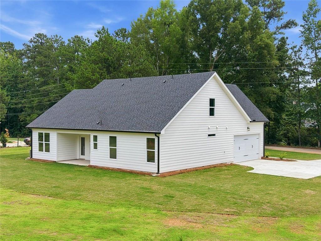 132 Loyd Road Mansfield, GA 30055 - Photo 37 of 54 Gallery Image 37