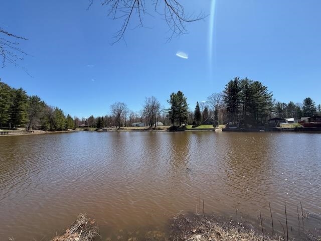4508 Mohawk Trail Gladwin, MI 48624 - Photo 2 of 57