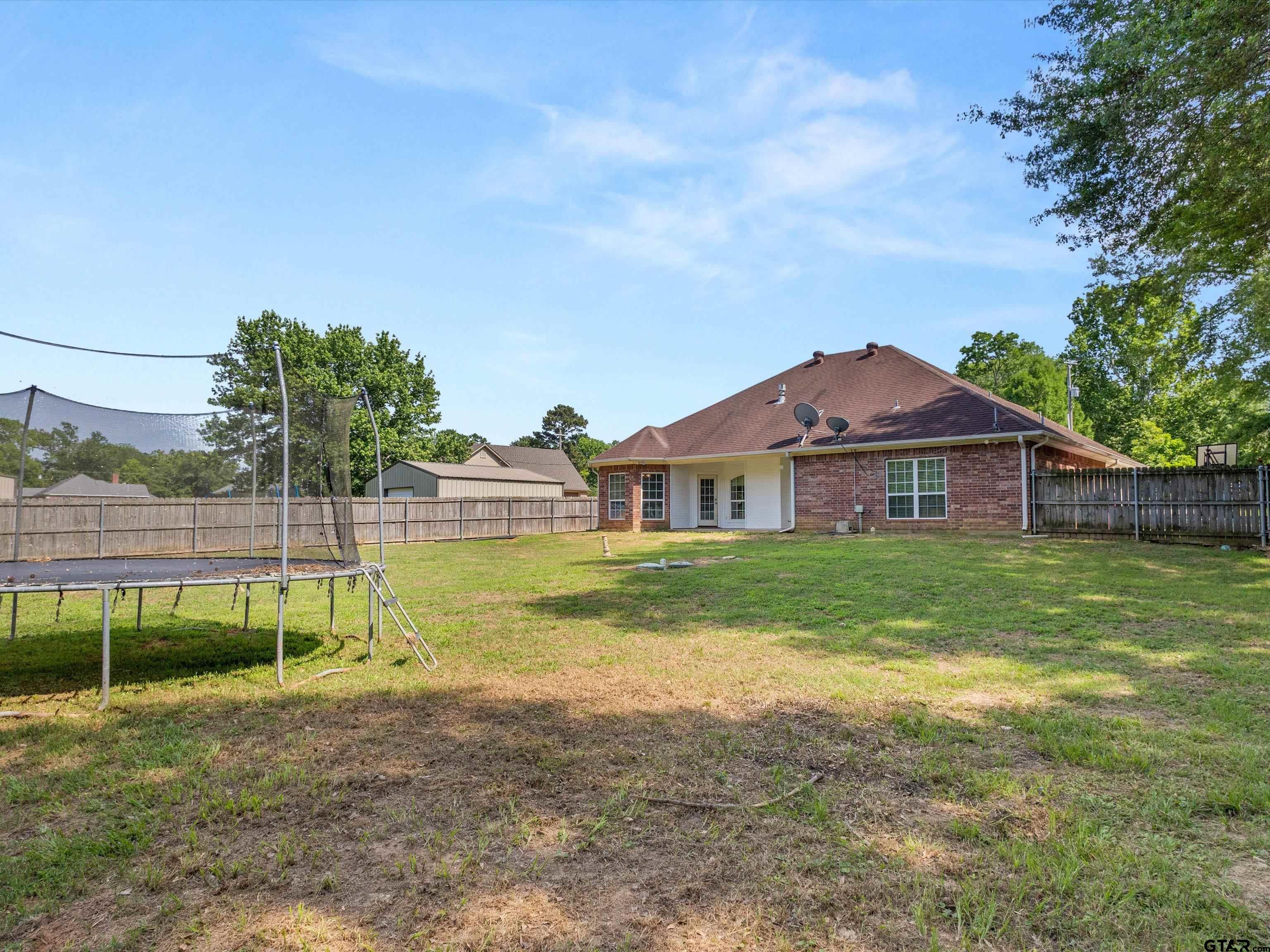 4367 North White Oak Road Gladewater, TX 75647 - Photo 4 of 34