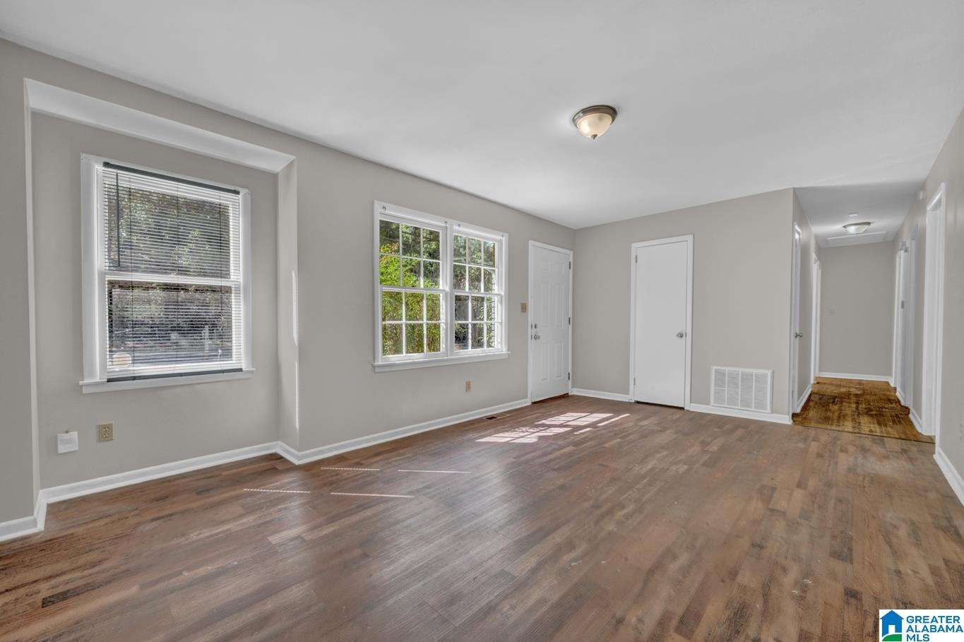 960 Edwards Lake Road Birmingham, AL 35235 - Photo 7 of 27