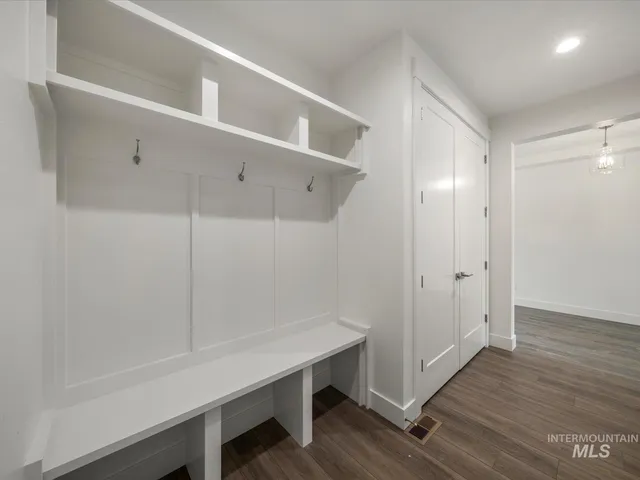 $924,900 | 7162 East Osprey Ests Drive, Nampa, ID 83686