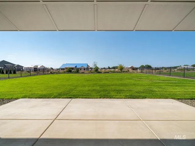 $924,900 | 7162 East Osprey Ests Drive, Nampa, ID 83686