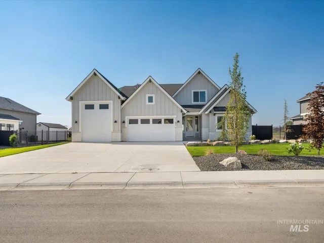 $924,900 | 7162 East Osprey Ests Drive, Nampa, ID 83686