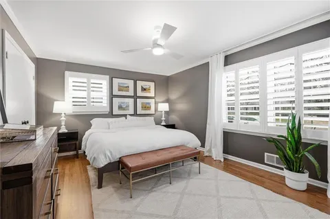 $615,000 | 9428 Wenonga Road, Leawood, KS 66206