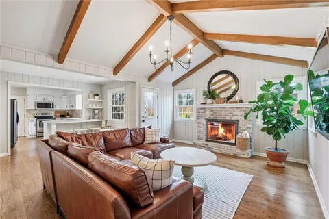 $615,000 | 9428 Wenonga Road, Leawood, KS 66206