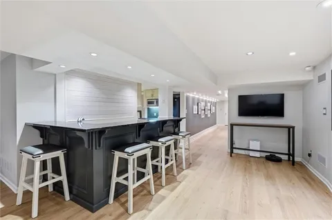 $615,000 | 9428 Wenonga Road, Leawood, KS 66206