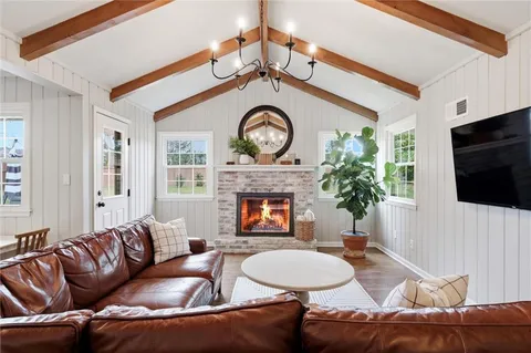 $615,000 | 9428 Wenonga Road, Leawood, KS 66206