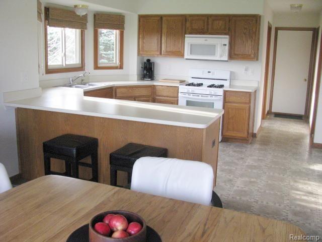 15233 Schultz Road Allenton, MI 48002 - Photo 11 of 39 #13 Kitchen.jpg