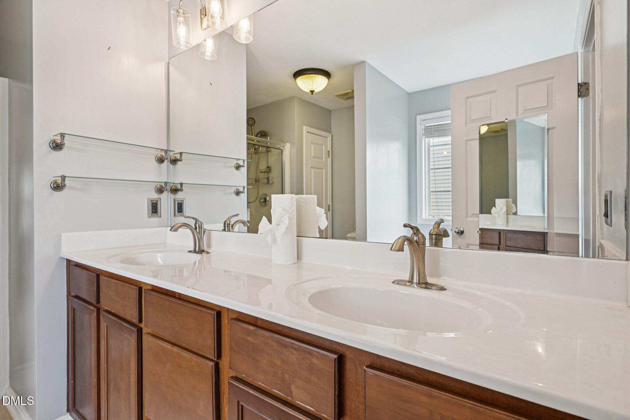 2424 Shepherd Valley Street Raleigh, NC 27610 - Photo 16 of 33 21-web-or-mls-Shepherd Valley St-S1809-0
