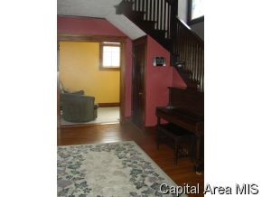 171 North Front Street Virginia, IL 62691 - Photo 4 of 10 Gallery Image 4