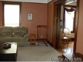 171 North Front Street Virginia, IL 62691 - Photo 7 of 10 Gallery Image 7