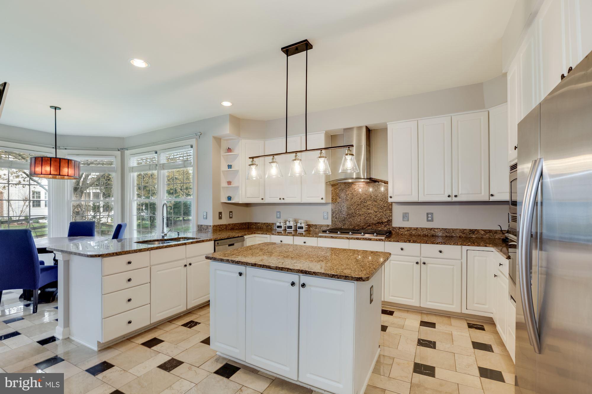 47758 Blockhouse Point Place Sterling, VA 20165 - Photo 11 of 34 Kitchen