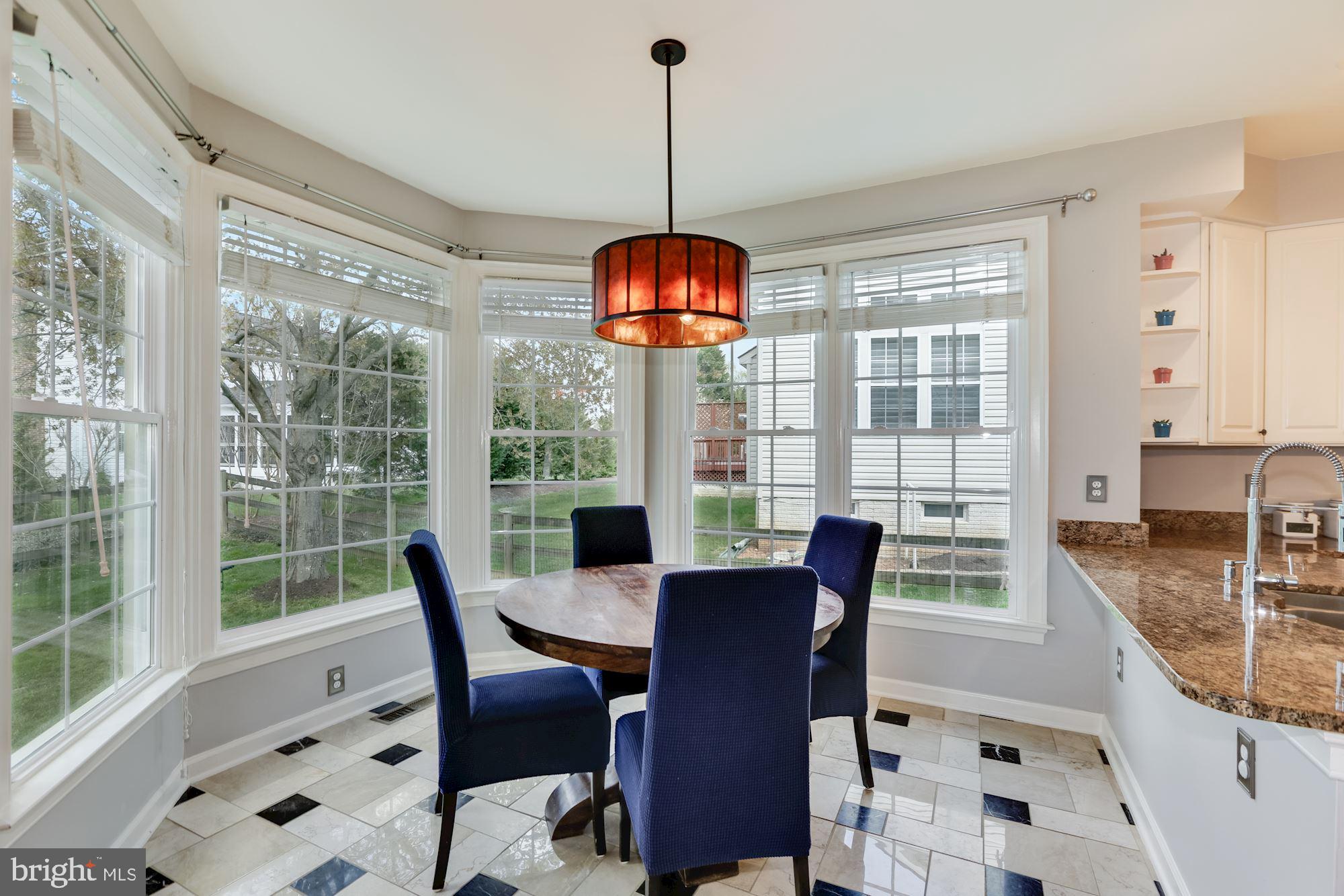 47758 Blockhouse Point Place Sterling, VA 20165 - Photo 14 of 34 Breakfast area