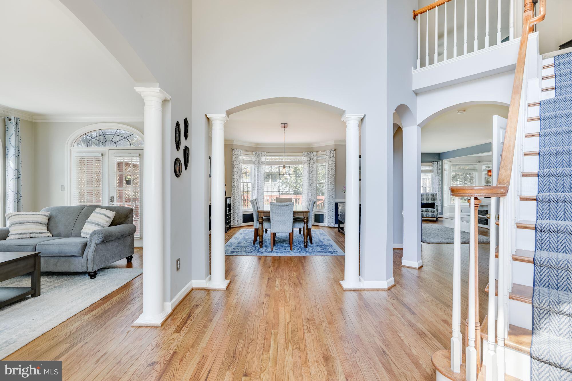 47758 Blockhouse Point Place Sterling, VA 20165 - Photo 3 of 34 Foyer
