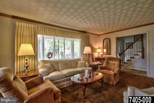 65 Donrene Road Mount Wolf, PA 17347 - Photo 4 of 25 Gallery Image 4