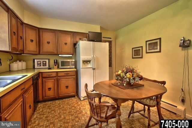 65 Donrene Road Mount Wolf, PA 17347 - Photo 6 of 25 Gallery Image 6
