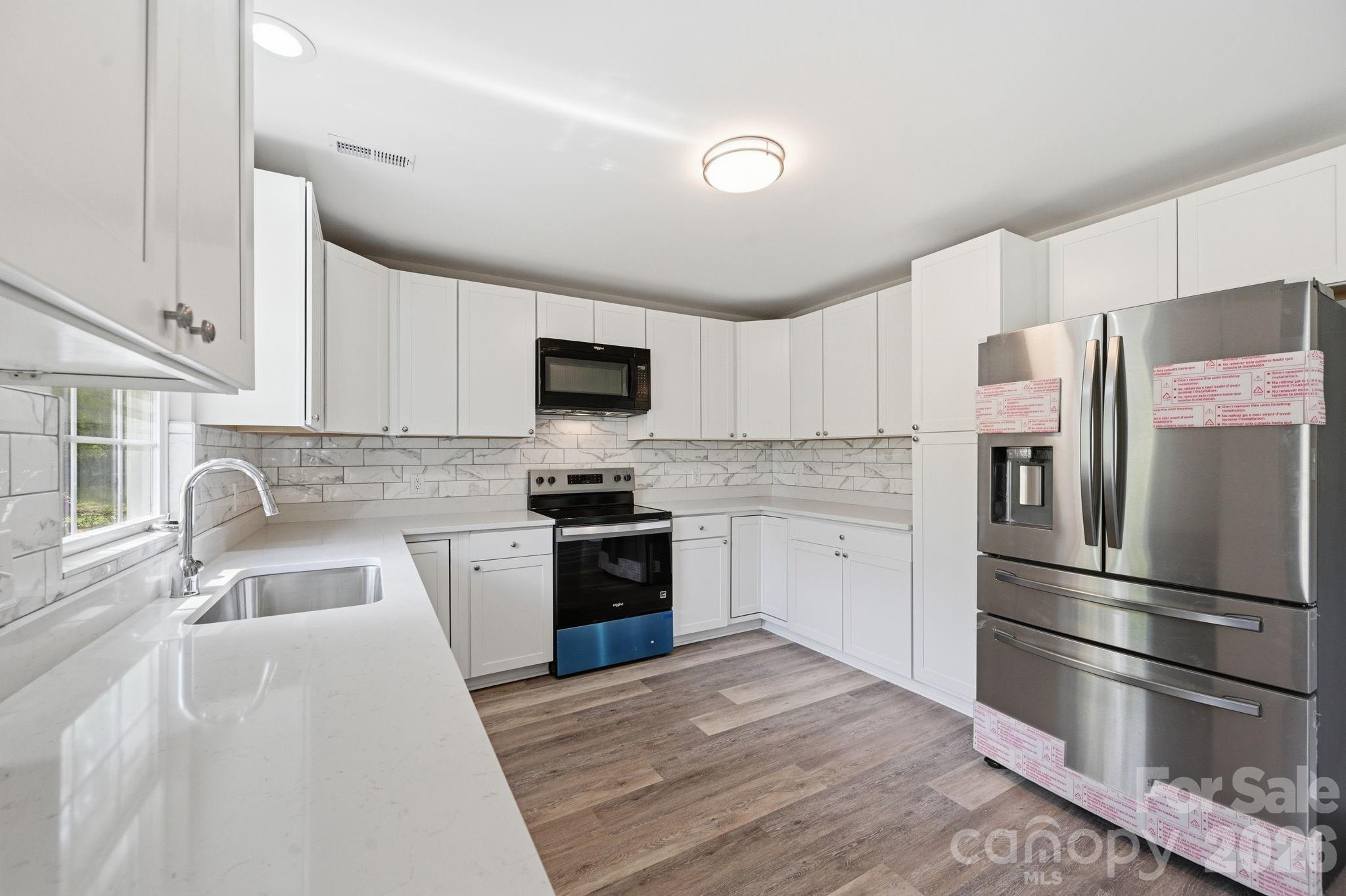 63 Pinckney Street York, SC 29745 - Photo 13 of 33