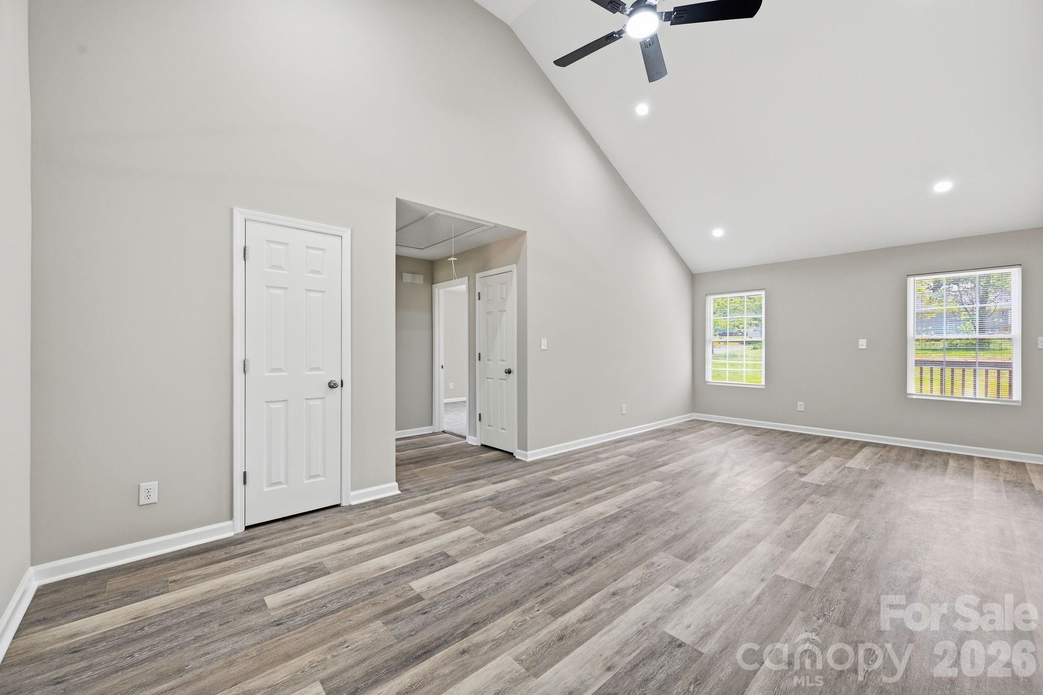 63 Pinckney Street York, SC 29745 - Photo 4 of 33