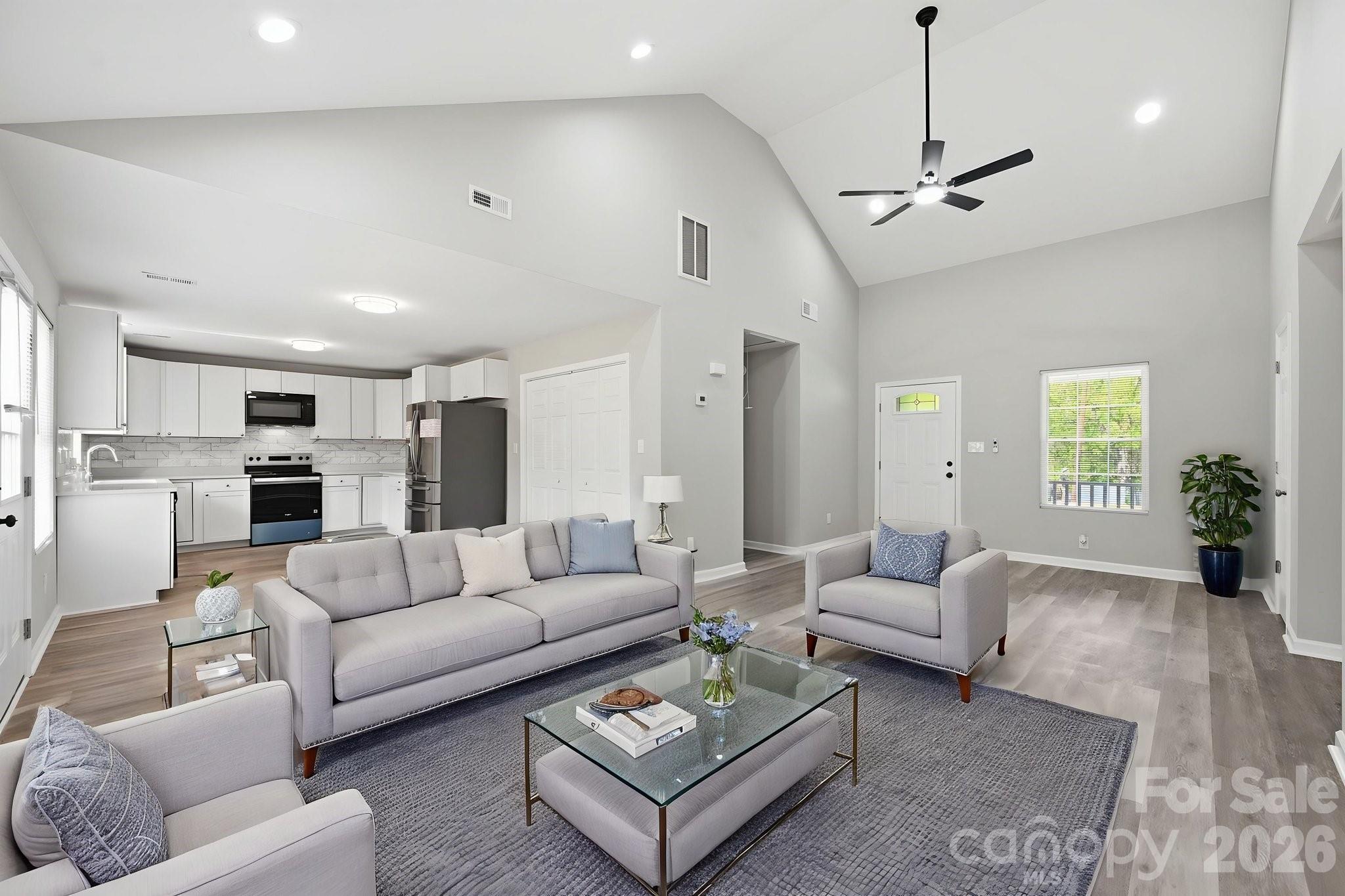 63 Pinckney Street York, SC 29745 - Photo 7 of 33