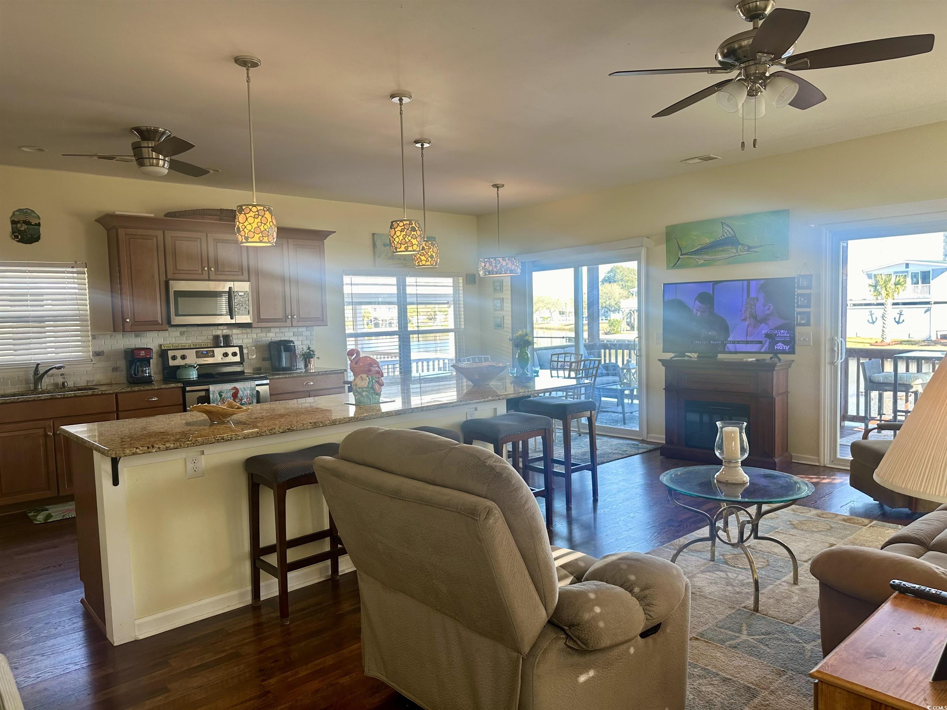 232 Flamingo Surfside Beach, SC 29575 - Photo 4 of 32 Gallery Image 4