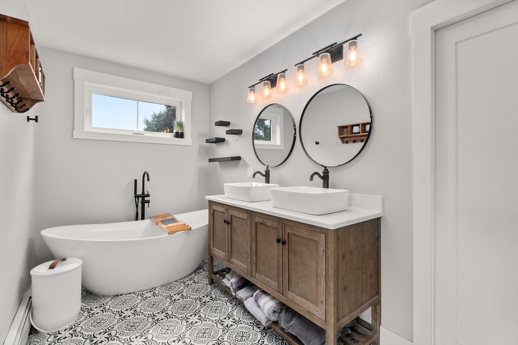 33 Putnam Hill Road Sutton, MA 01590 - Photo 18 of 29 Gallery Image 18