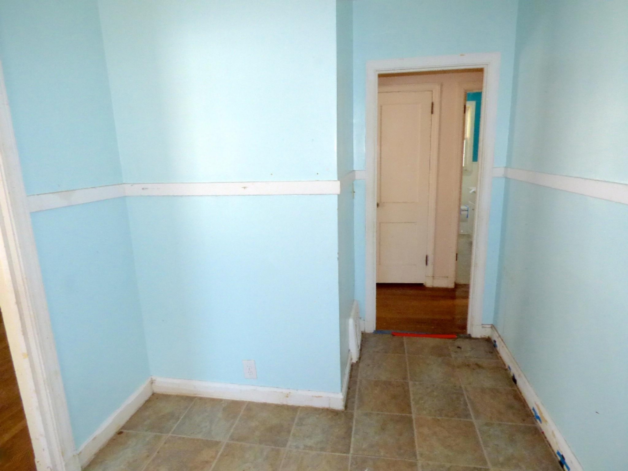 520 Montezuma Road Benton Harbor, MI 49022 - Photo 9 of 25 520_MontezumaRd_09