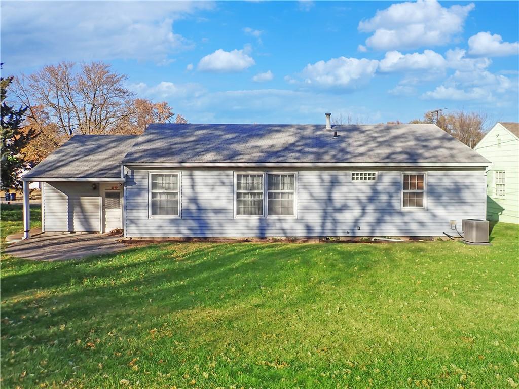 Undisclosed Address Kansas City, MO 64131 - Photo 5 of 15