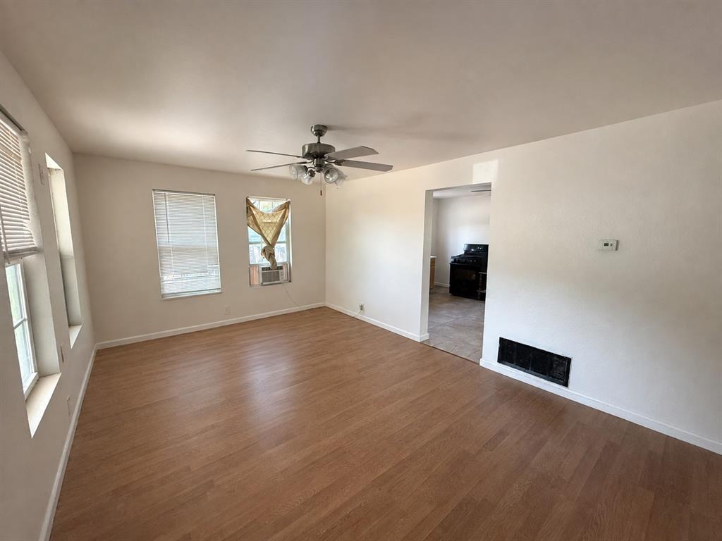 711 Kerley Street Denton, TX 76205 - Photo 6 of 6 Gallery Image 6