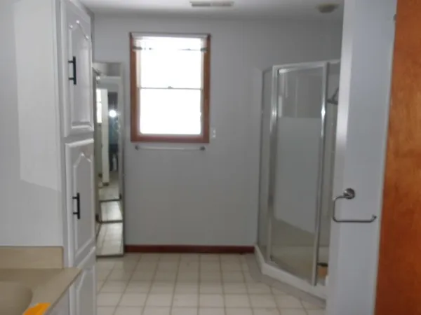 $183,000 | 3115 East Voorhees Street, Danville, IL 61834